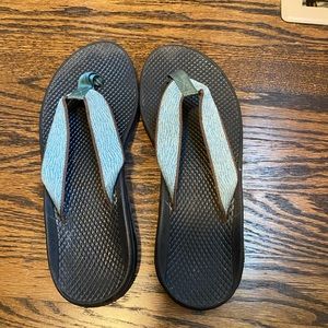 Chaco flip flops